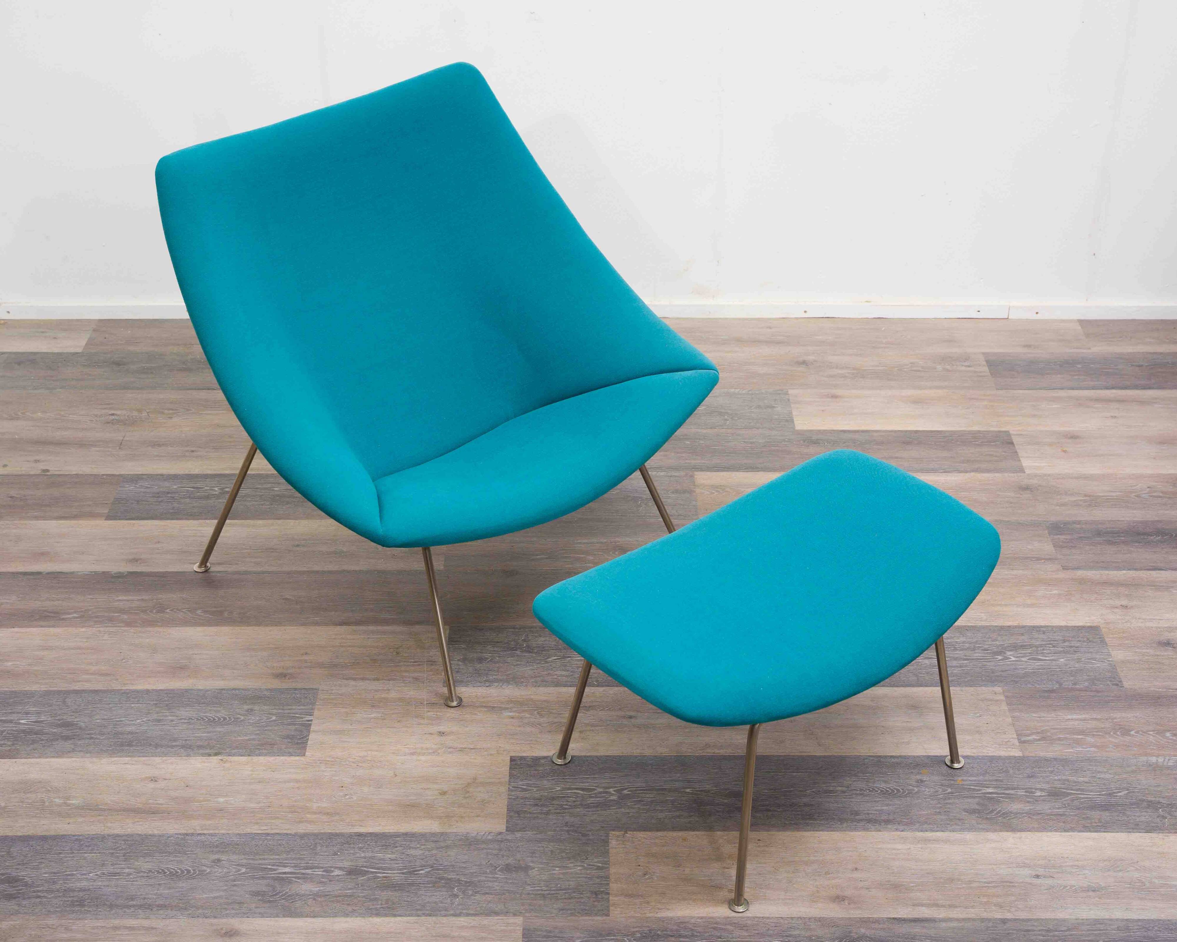 Oyster armchair with ottoman by Pierre Paulin for Artifort