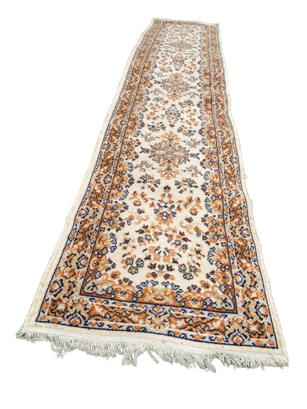Oriental corridor carpet 324 x 67