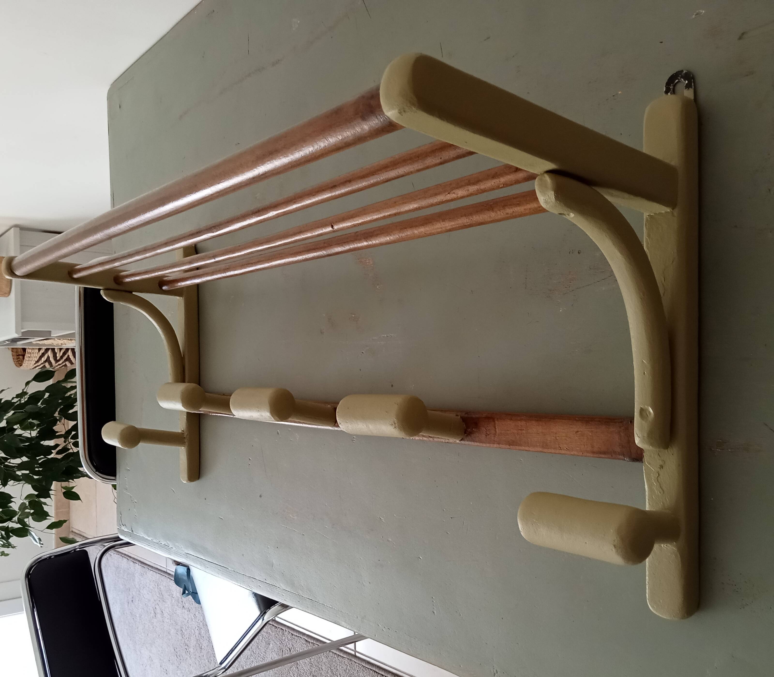 Vintage 60s wall coat rack