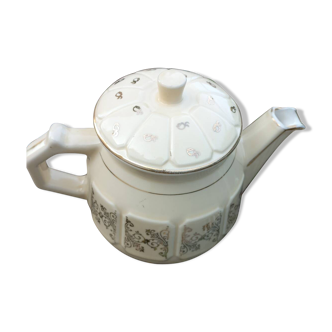 Pegasus teapot model 8