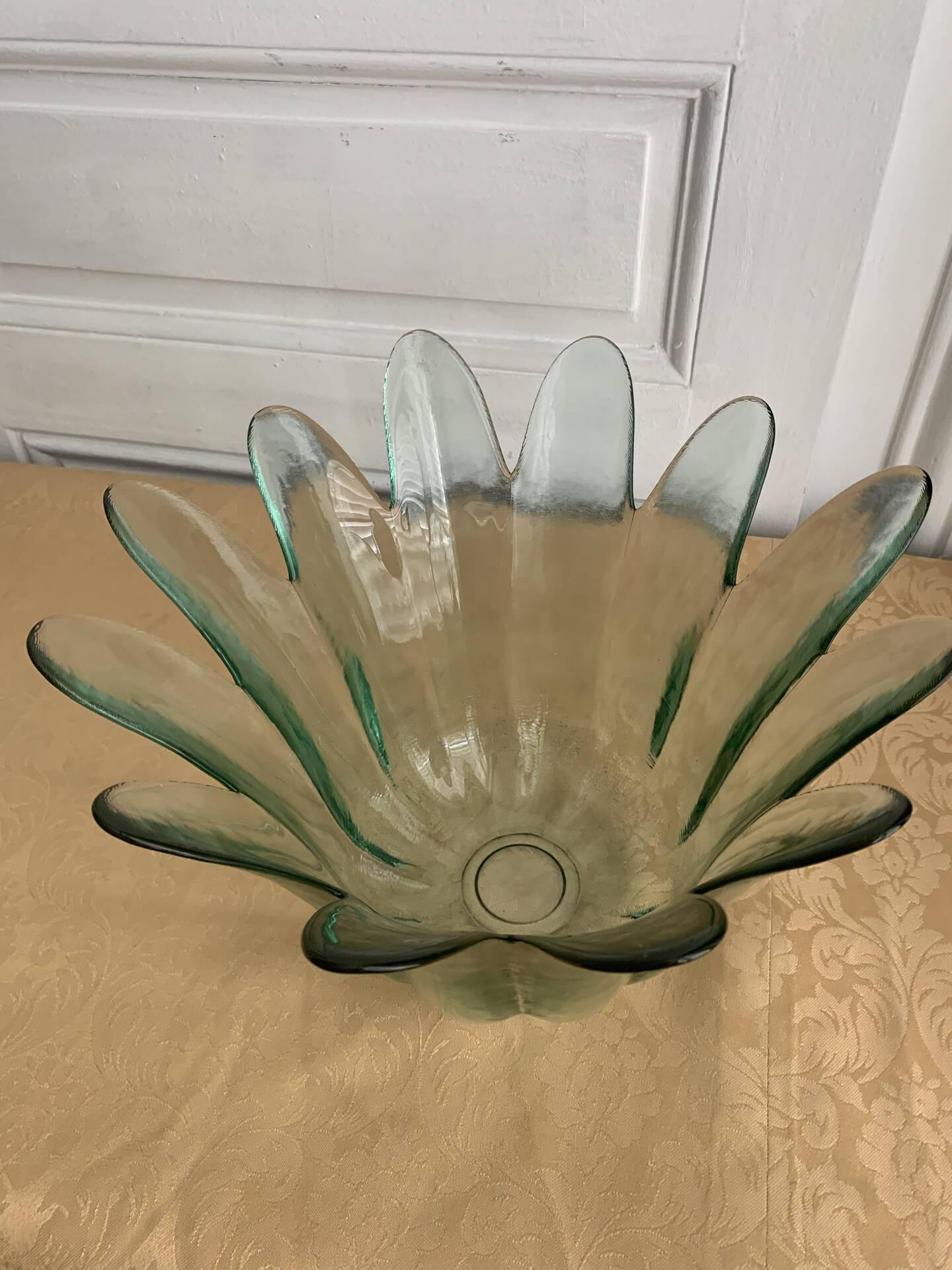 Large fruit bowl