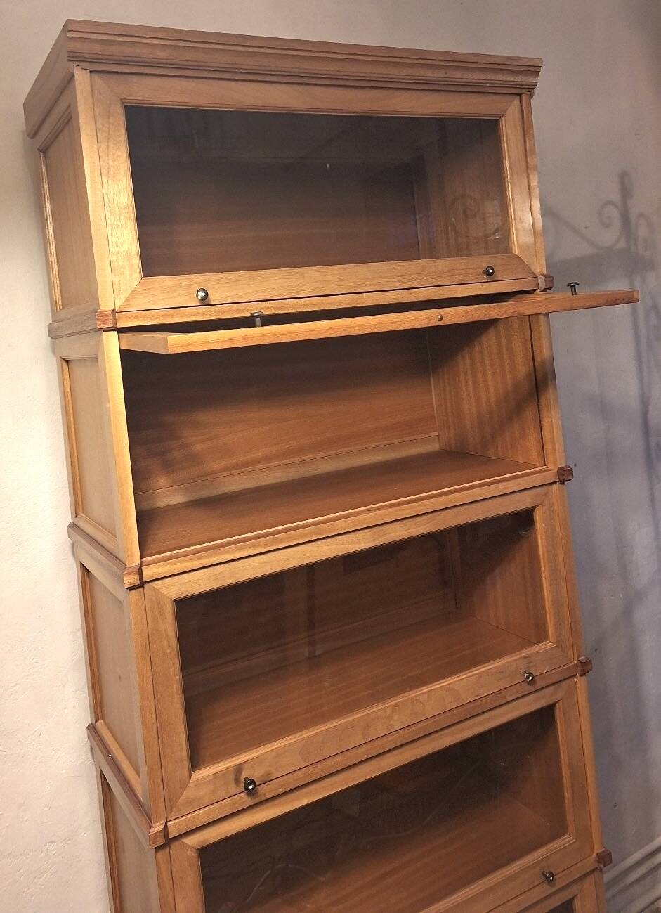 Globe-Wernicke stacking 'barrister's bookcase', USA 1920