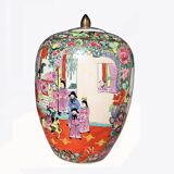 Chinese covered vase from the Qing dynasty