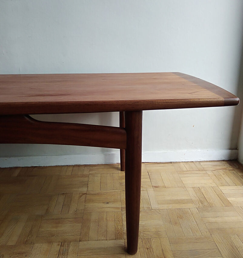 Teak coffee table - edition E. Gomme G Plan - 1960