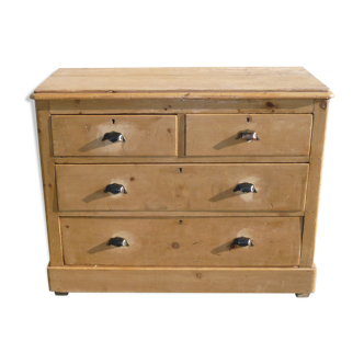 vintage chest of drawers