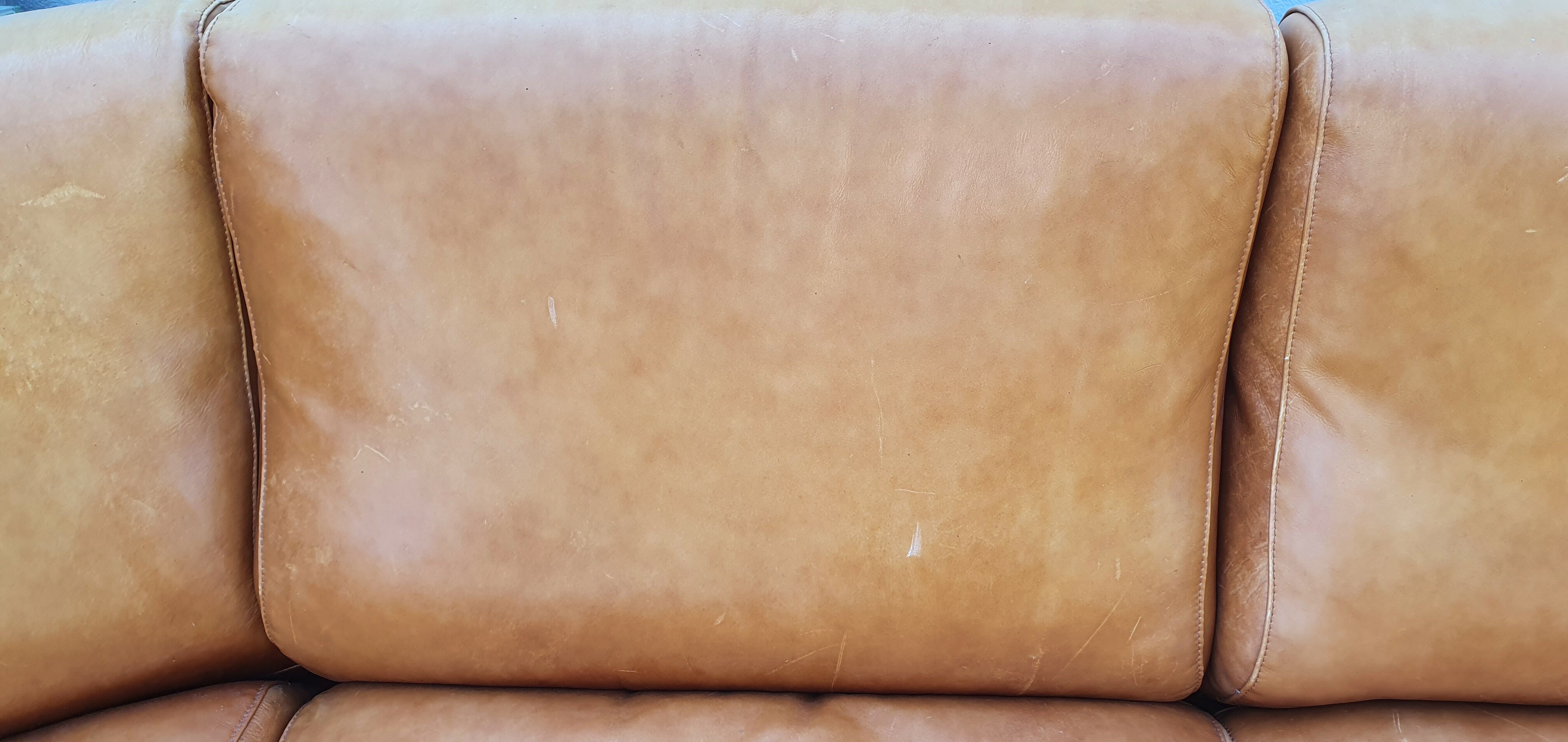 Corner sofa Roche Bobois camel leather 1980.