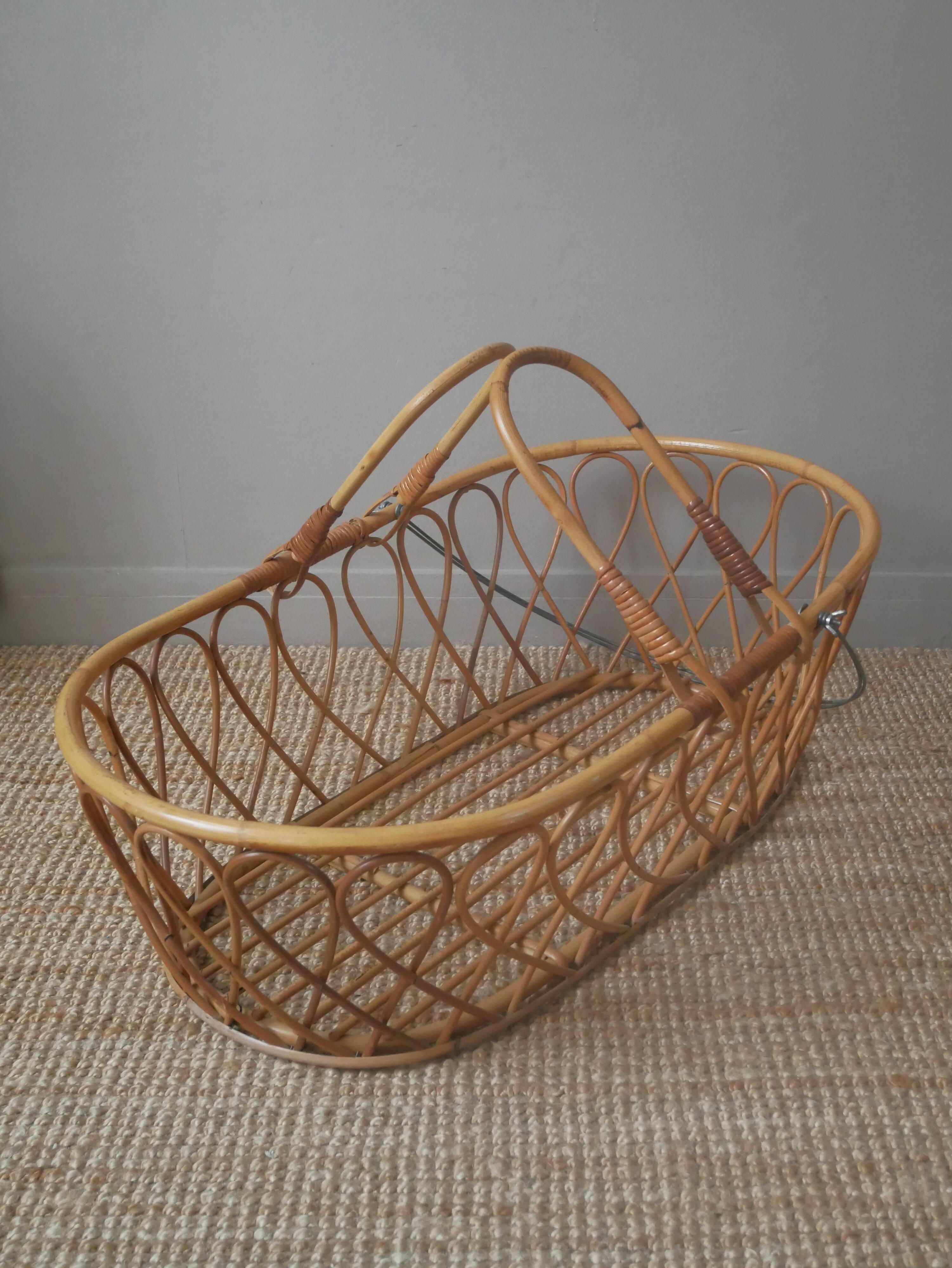 Rattan wicker bamboo basket vintage nacelle handcrafted Scandinavian bohemian boho decoration
