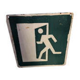 Enamelled plate