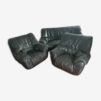 Leather sofa and armchairs