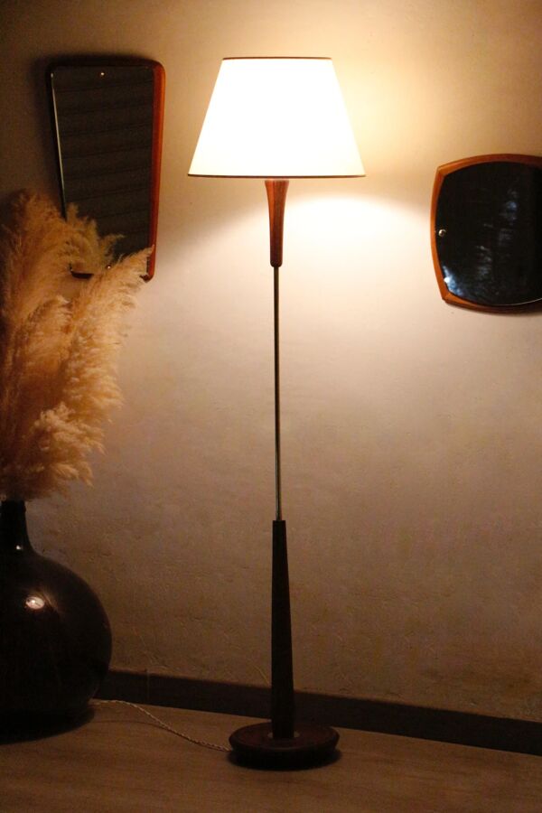 Lampadaire années 60 en teck et laiton – luminaire vintage