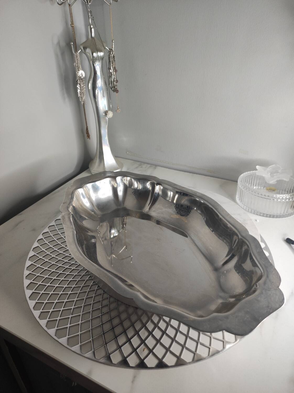 Stainless steel vegetable tray