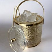 Seau à glace en lucite de style Dior avec pinces, Italie, 1970