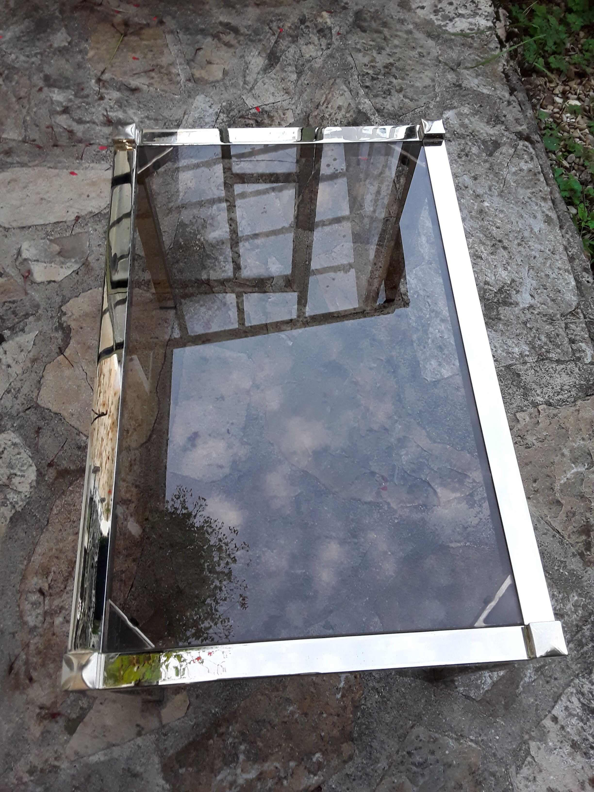 table basse verre et metal