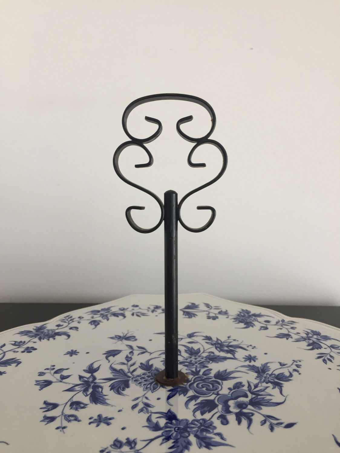 Vintage cake / cheese tray vintage display