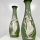 Vases vintage en bisque en porcelaine 'Jasperware'