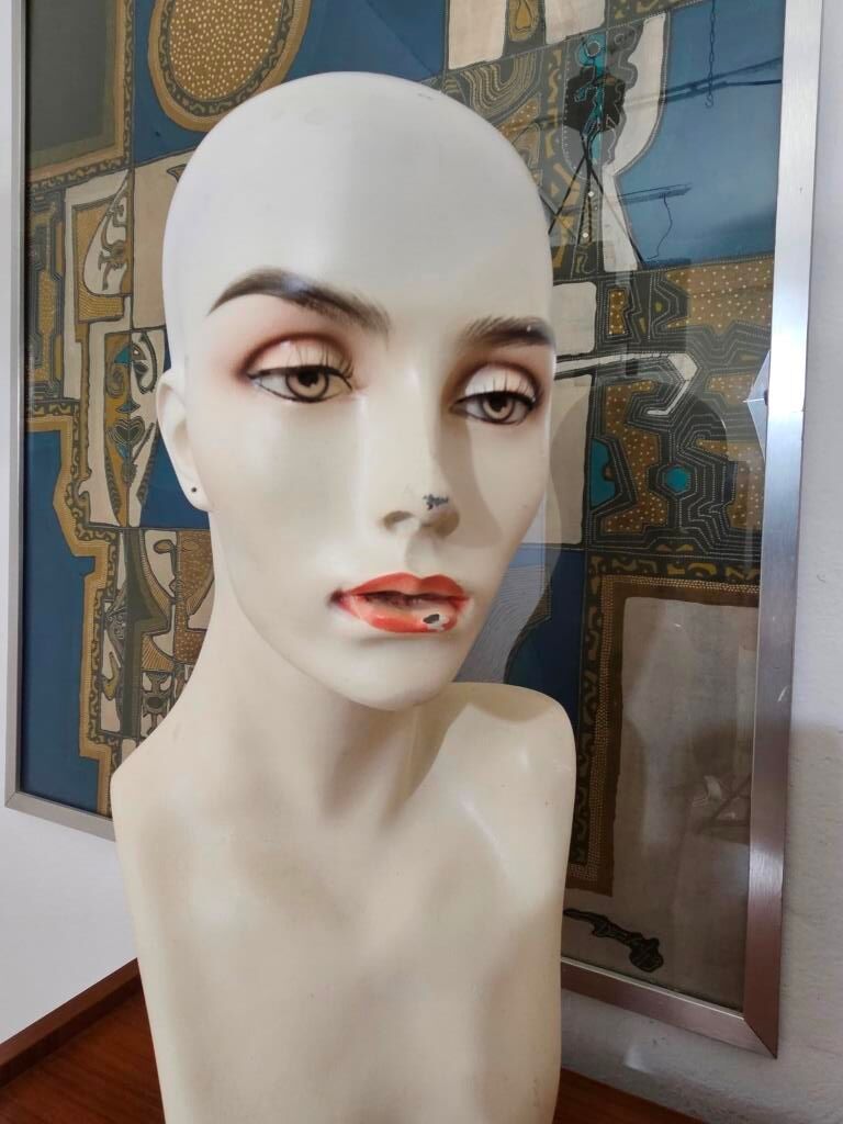 Tête de mannequin années 70