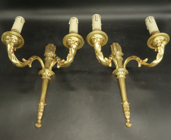 Paire d'appliques au carquois style Louis XVI - épi Paris