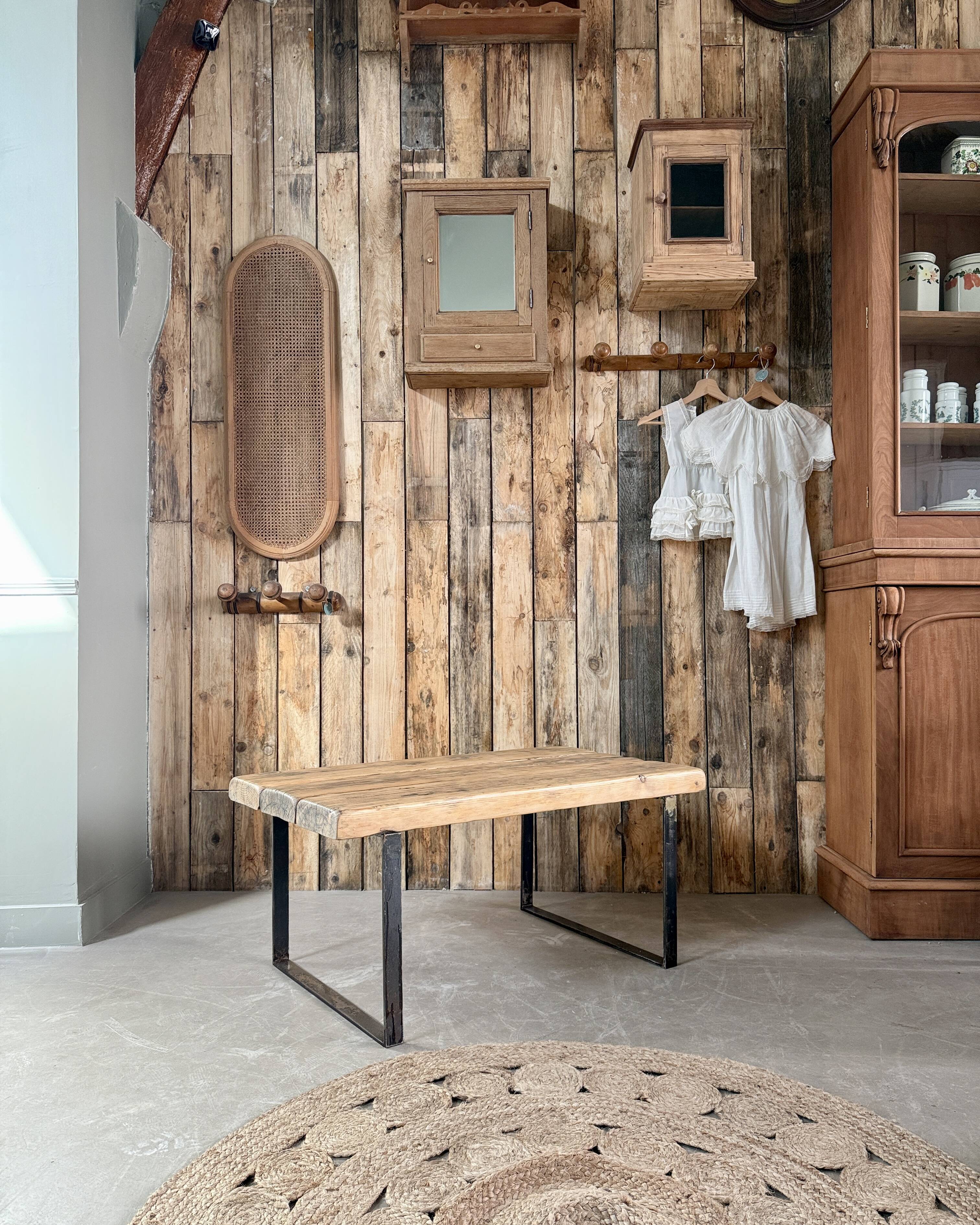 Vintage industrial coffee table (refurbished)