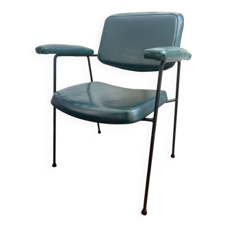 Chair Pierre Paulin CM197
