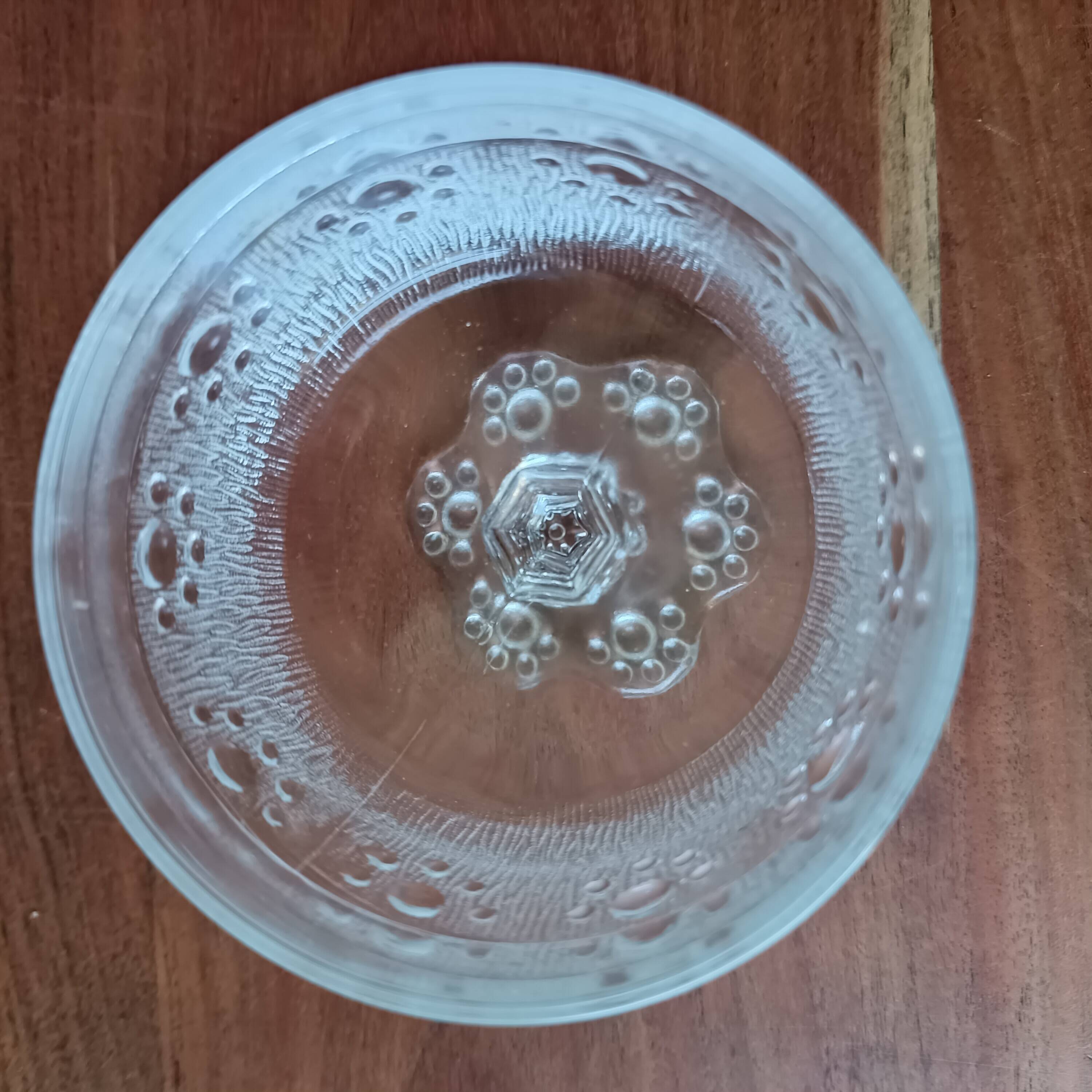 6 vintage footed glasses for ice cream cocktails