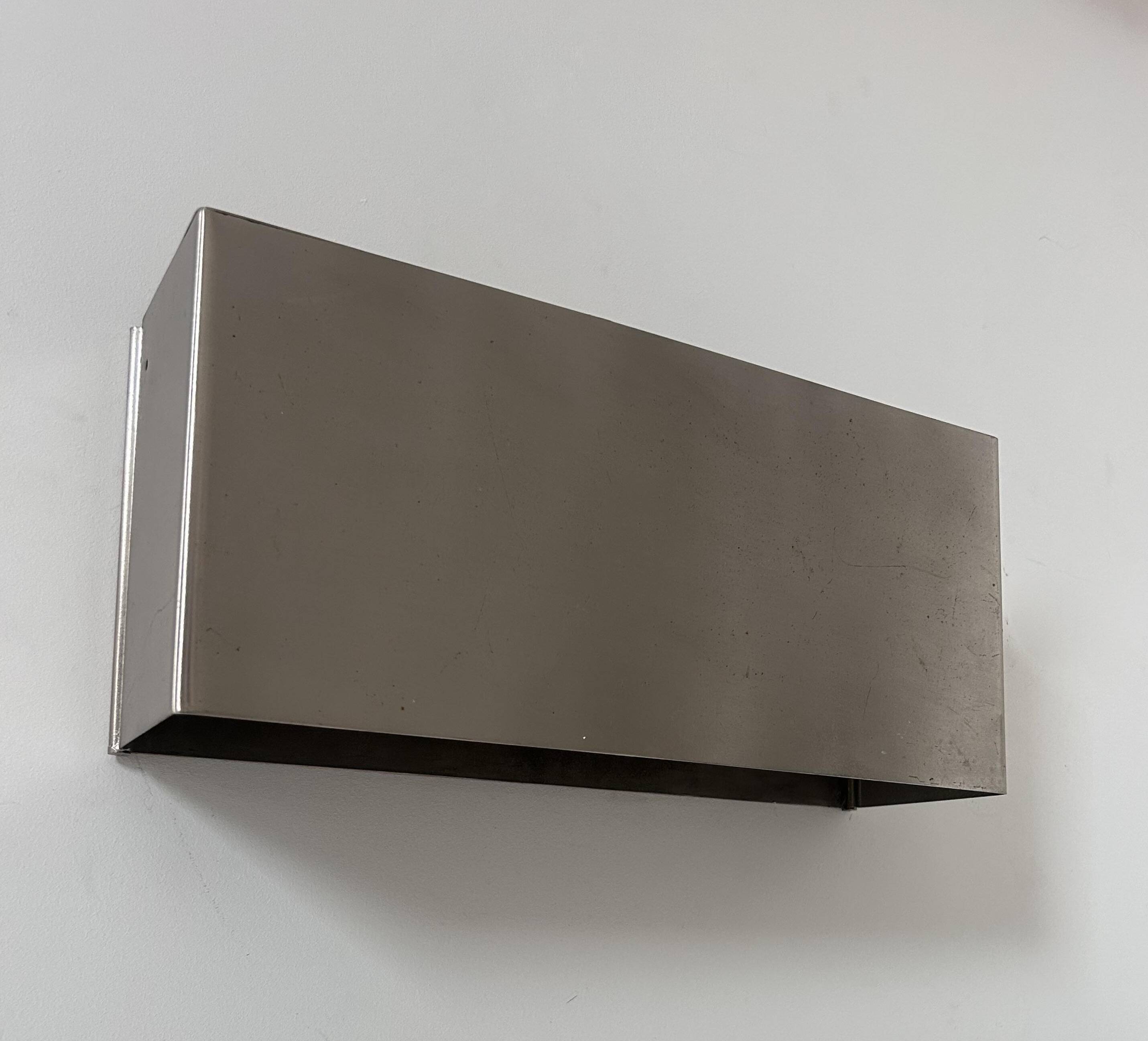 Vintage modernist wall lamp, folded metal, France 1970