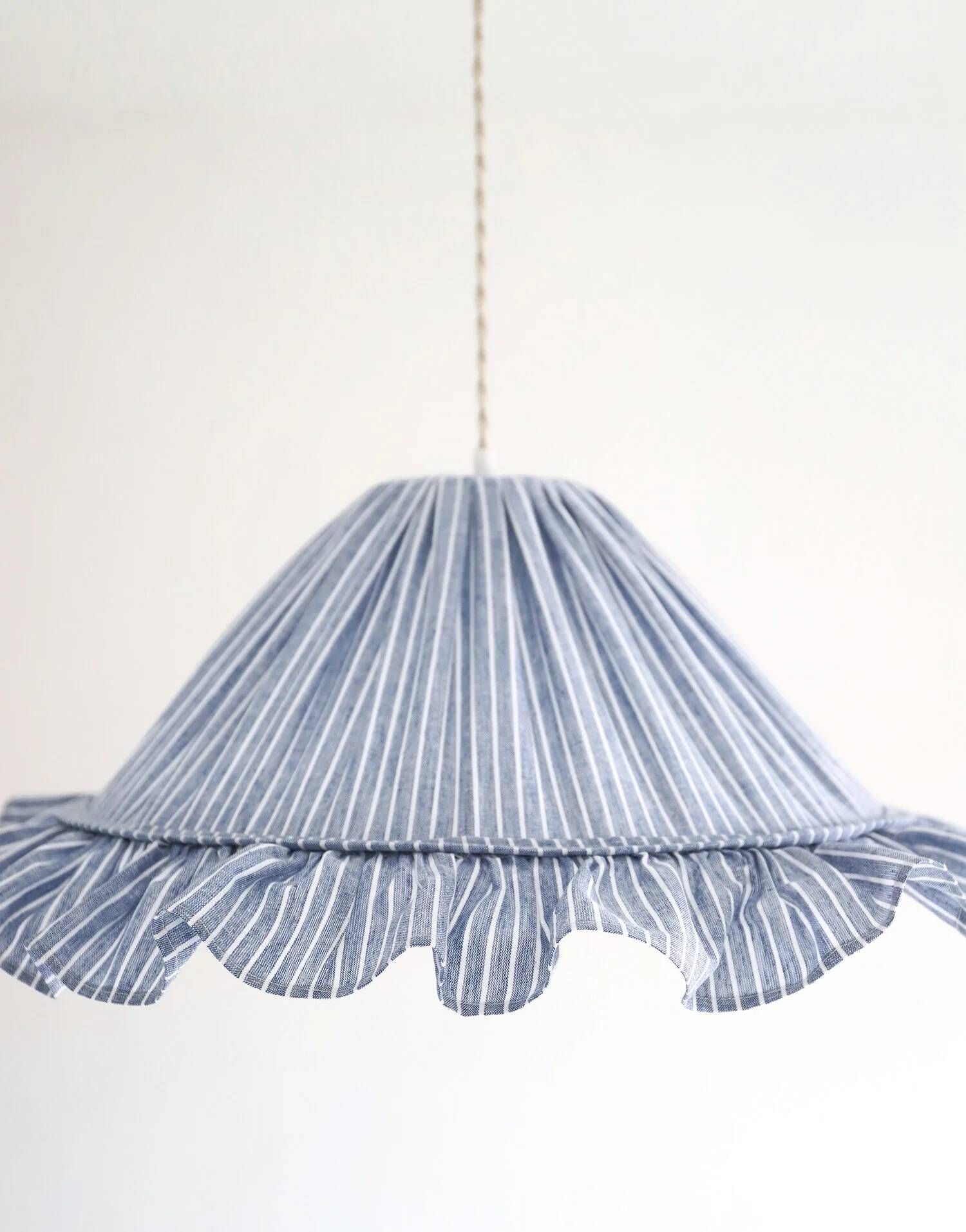 Suspension Emilia, pleated lampshade with frills, blue stripes.