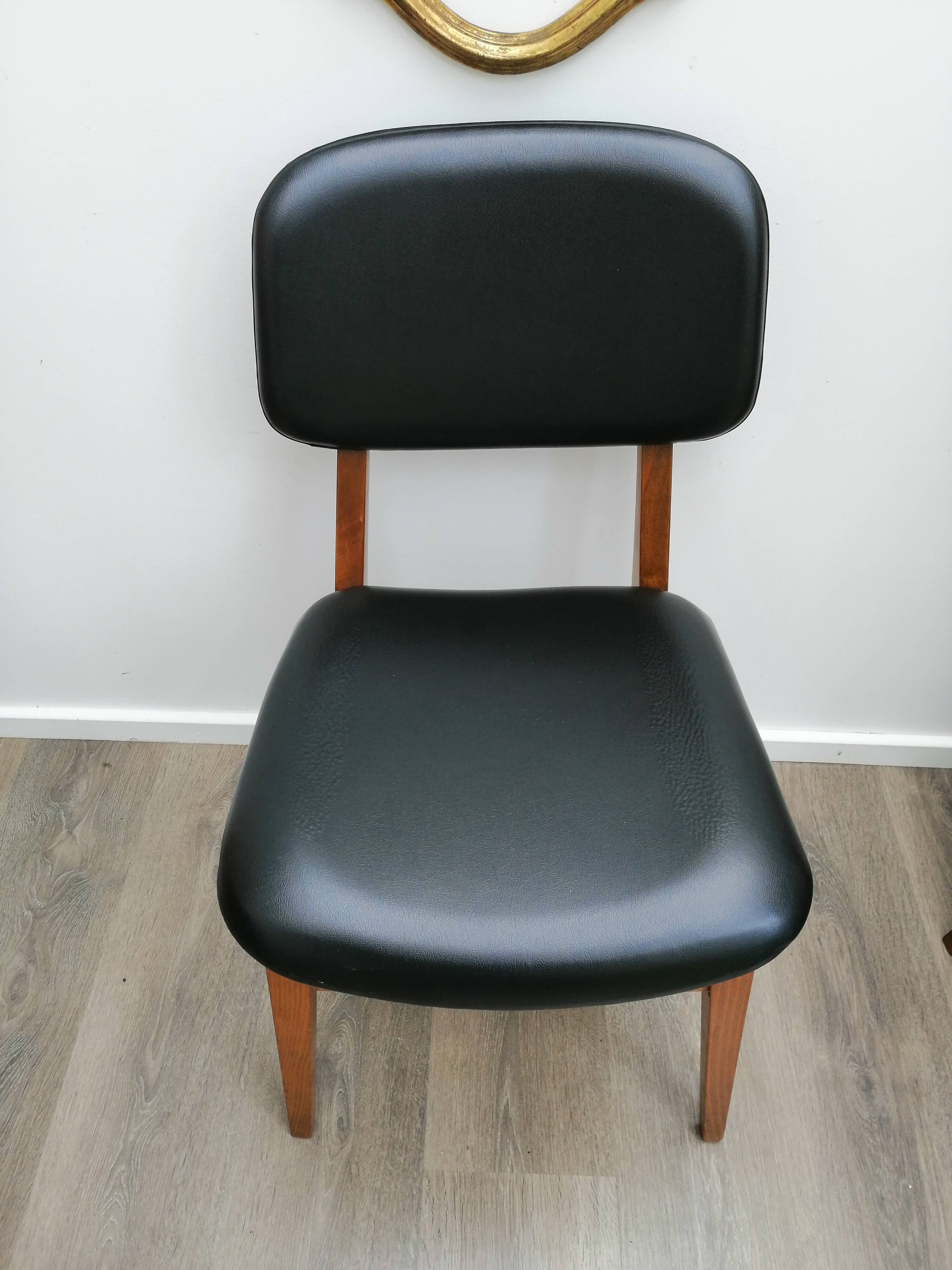 Pair of scandinavian chairs