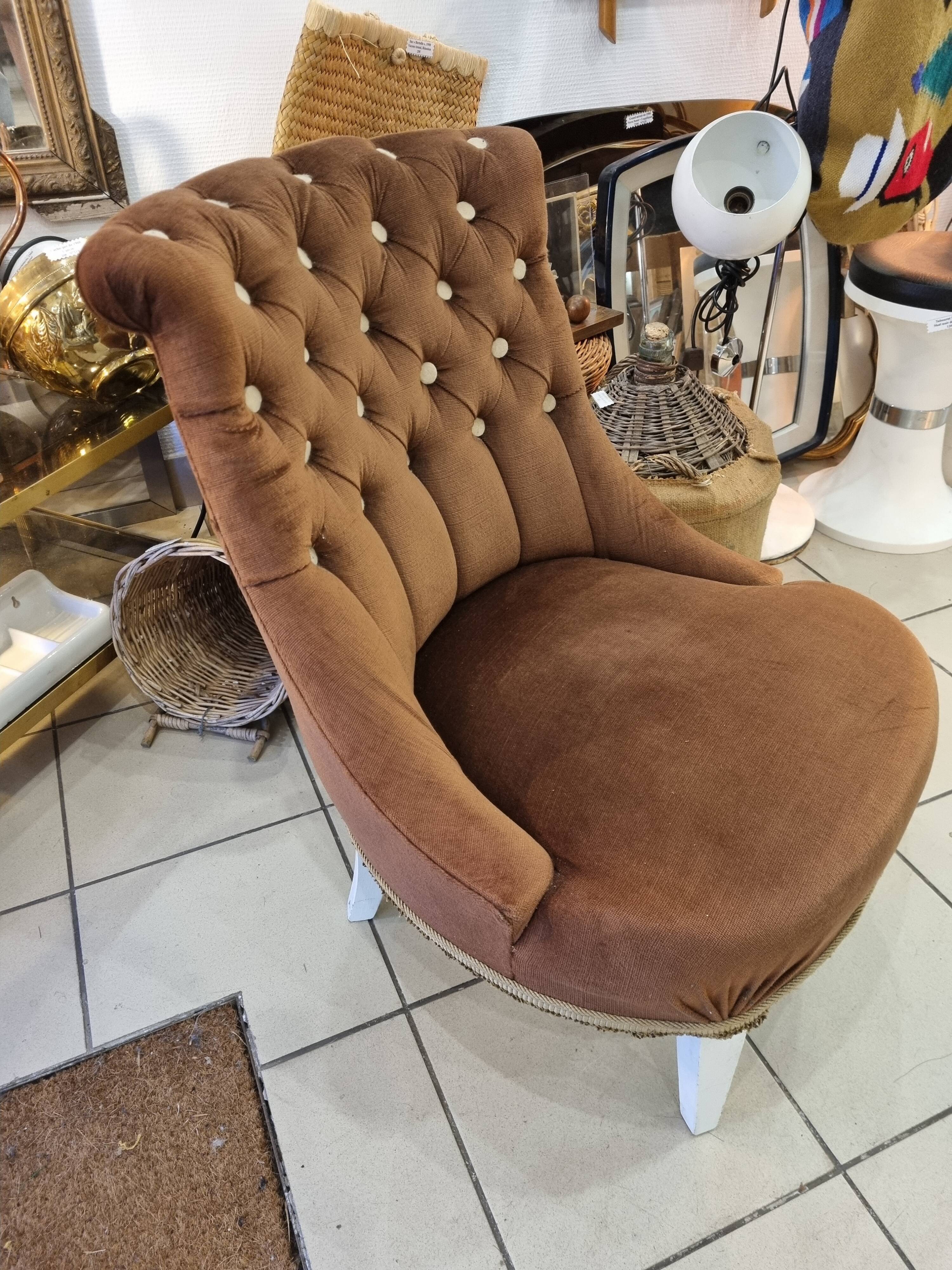 Fauteuil crapaud  capitonné 1970