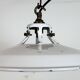 Lampe suspendue en émail blanc industriel, années 1960