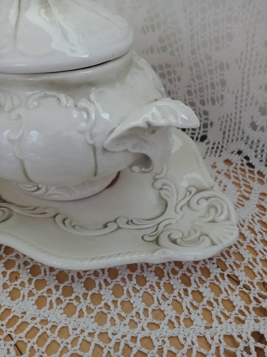 Antique porcelain soup tureen from Naples