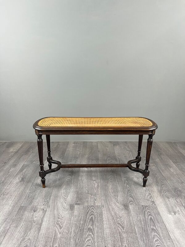 Banquette ancienne en bois, assise cannée, style Louis XVI, XXe Siècle
