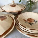 Set of round Digoin serving dishes