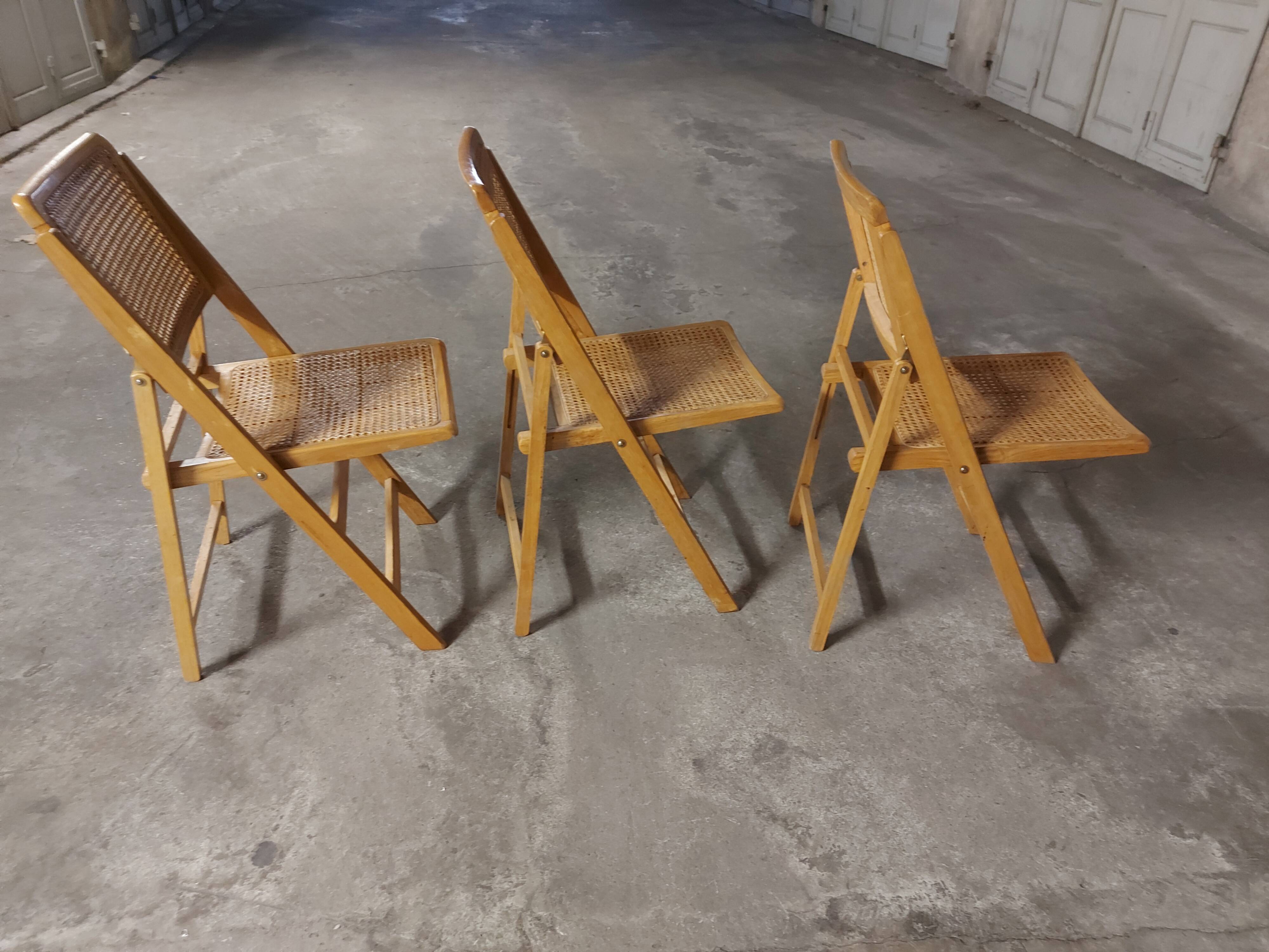 Set de 3 chaises  cannées  pliantes vintages 70