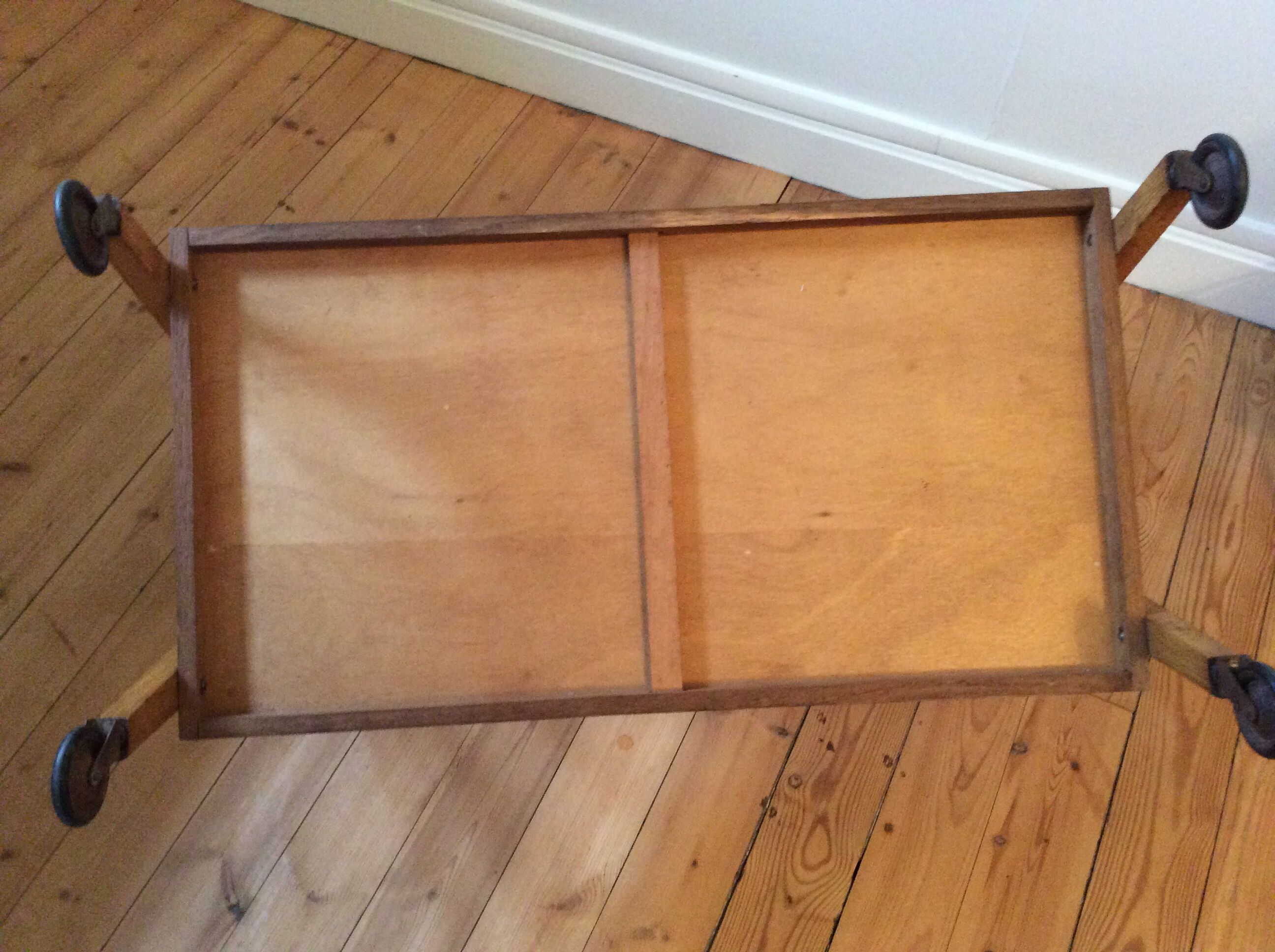 Service or table low vintage