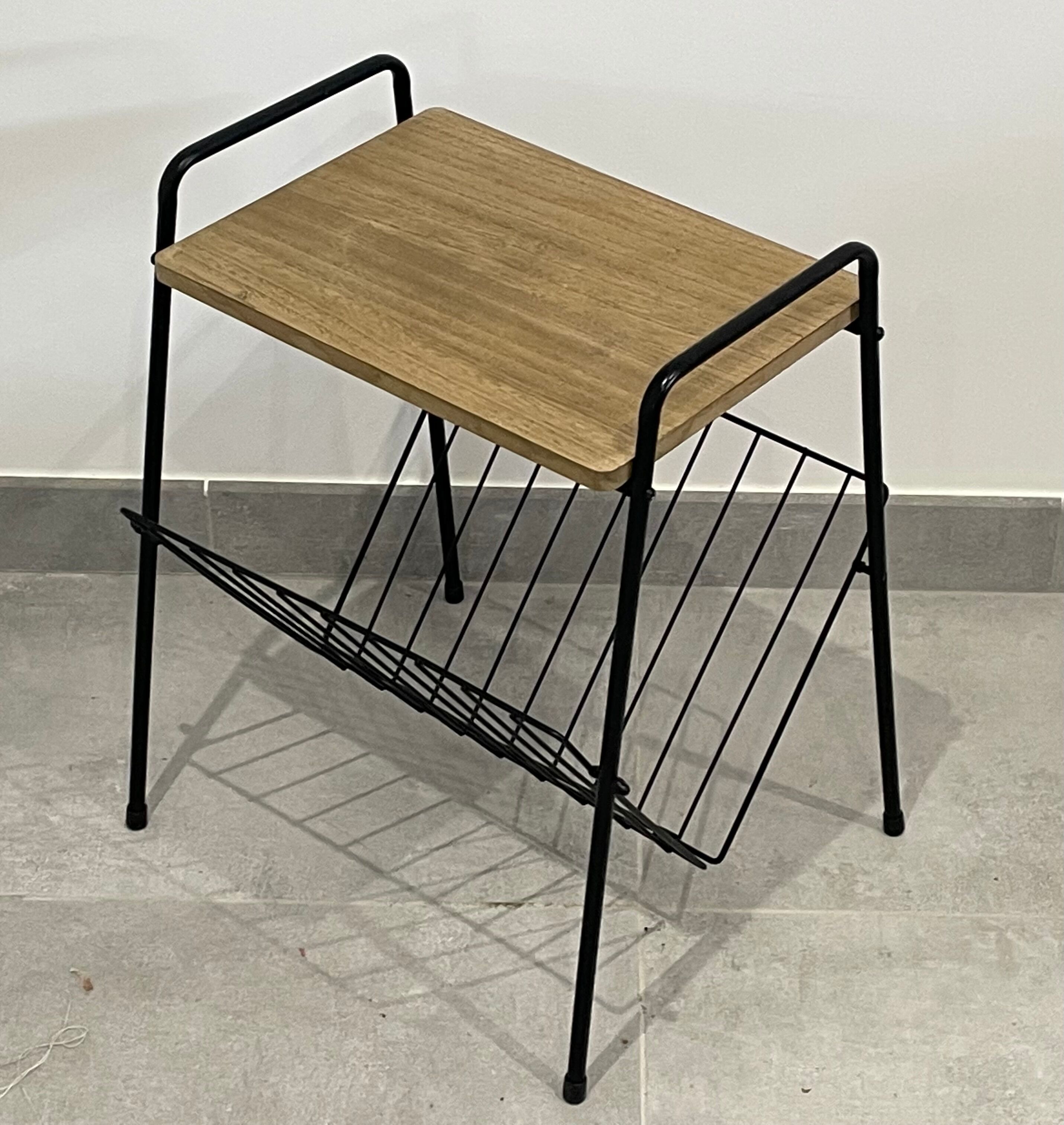 Porte revue vintage bois composite et fer