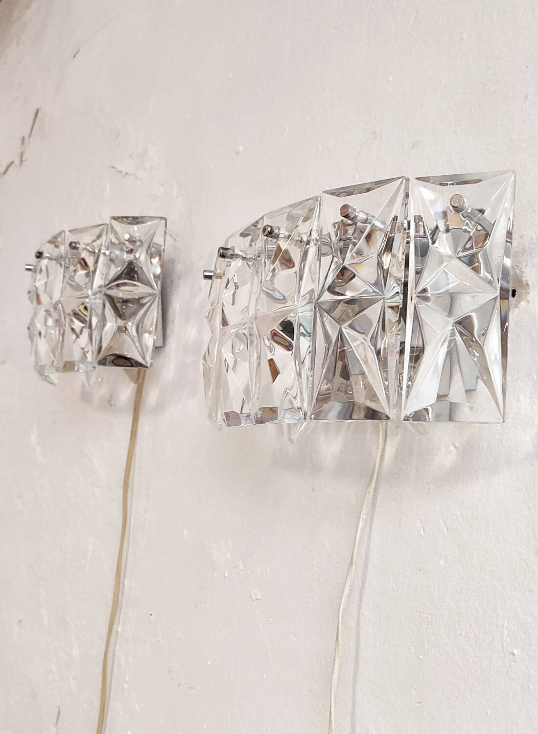 Par de apliques de pared "Kinkeldey". Alemania, 1970s.