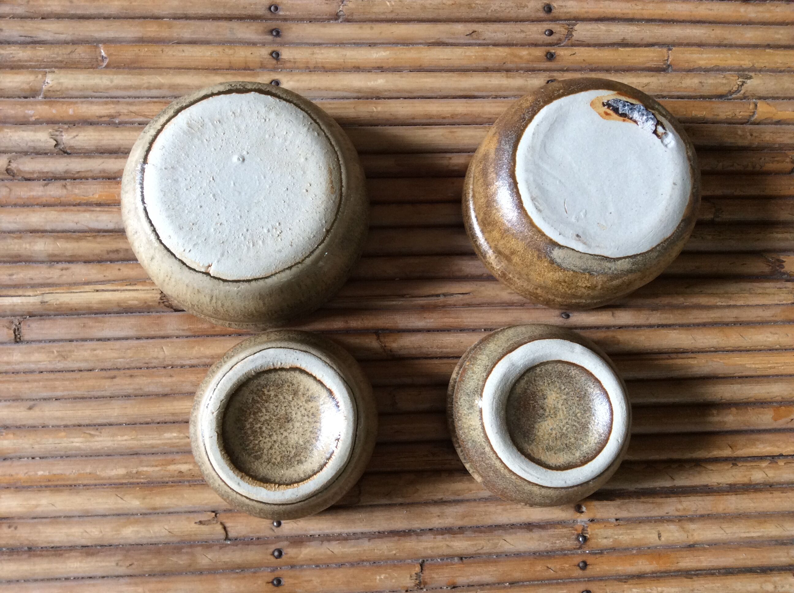 Set of 4 sandstone ramekins