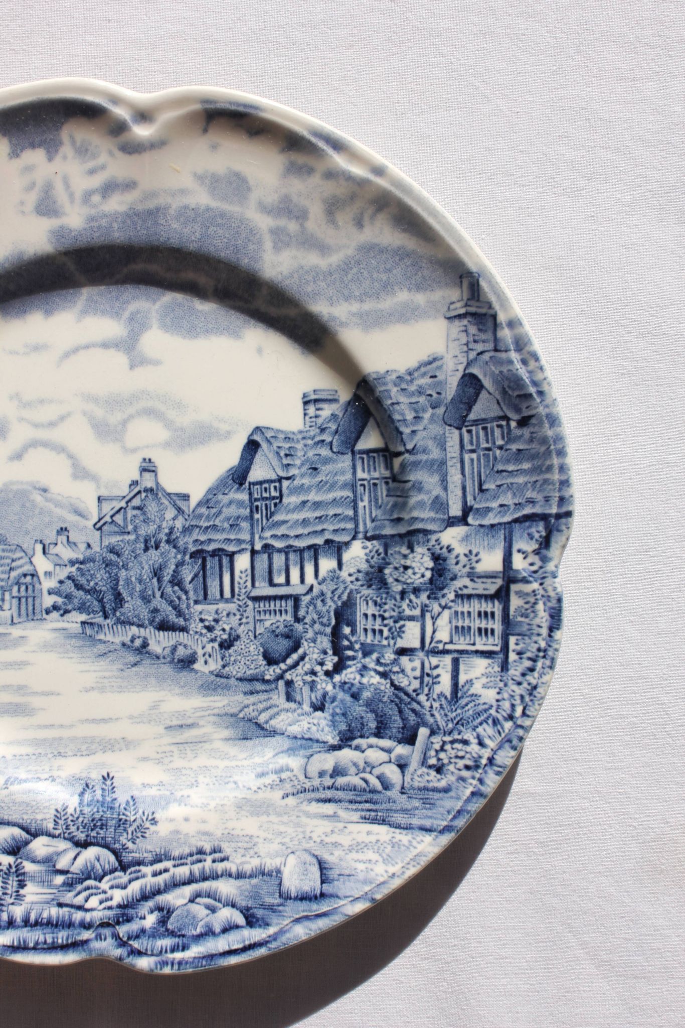 Johnson bros "old english countryside" plate