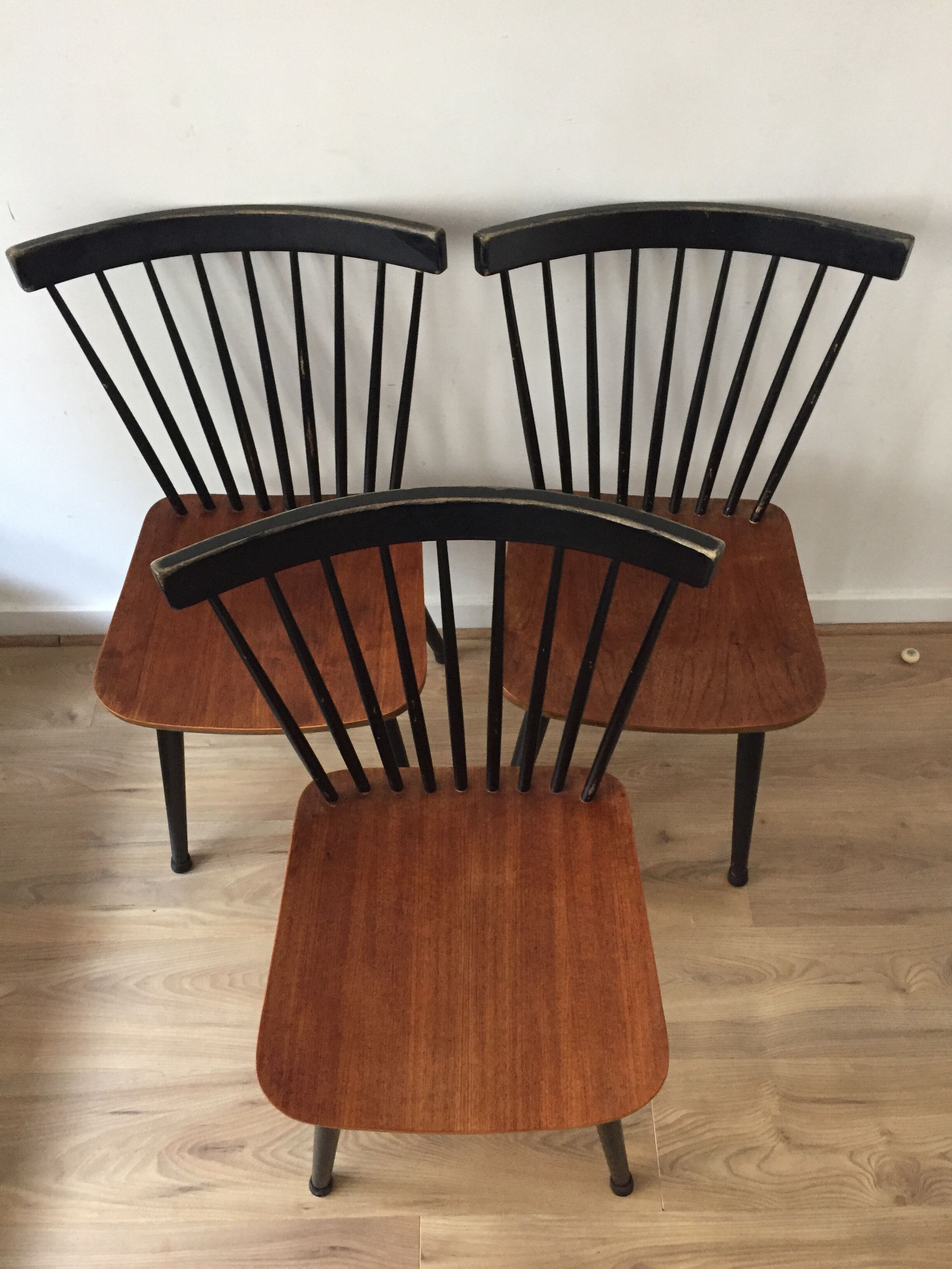 Series of three chairs Stol Kamnik
