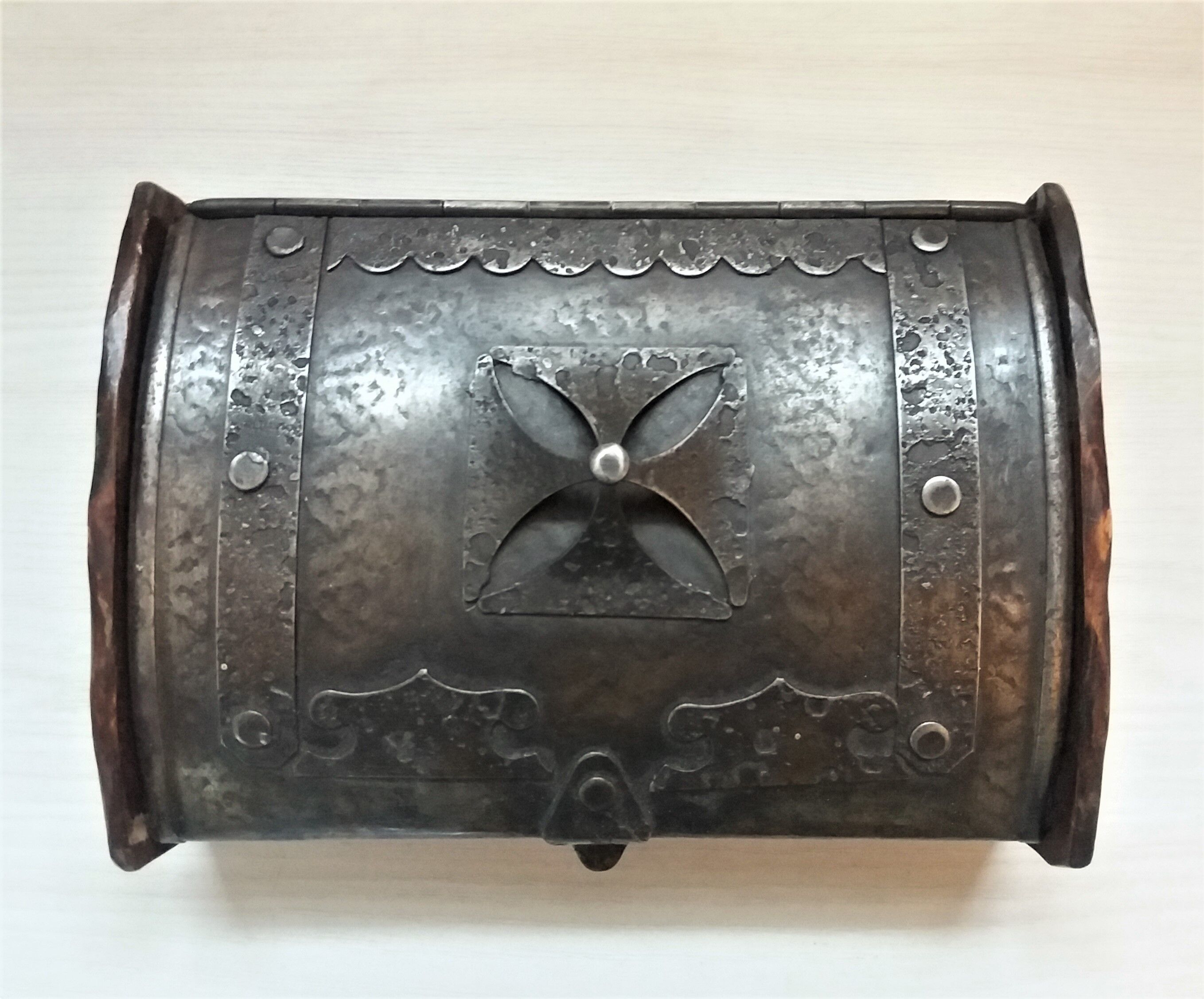 Metal and wood jewellery box