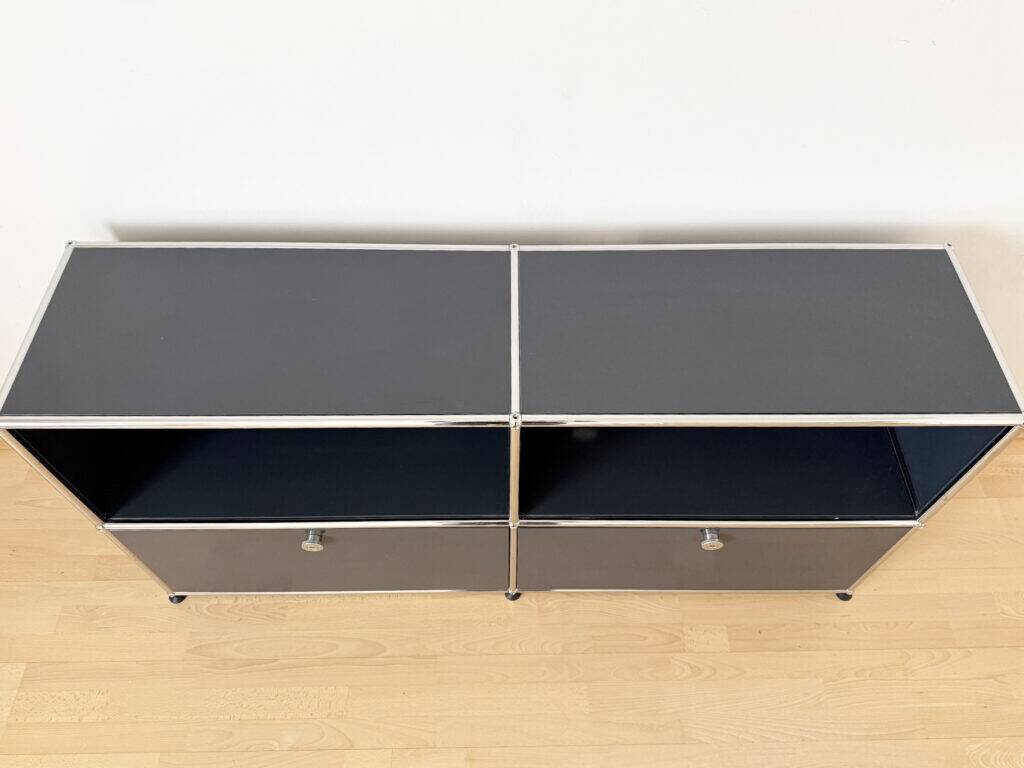 USM Haller sideboard, medium grey RAL 7004, 4 compartments with 2 flaps, Switzerland, 2000s