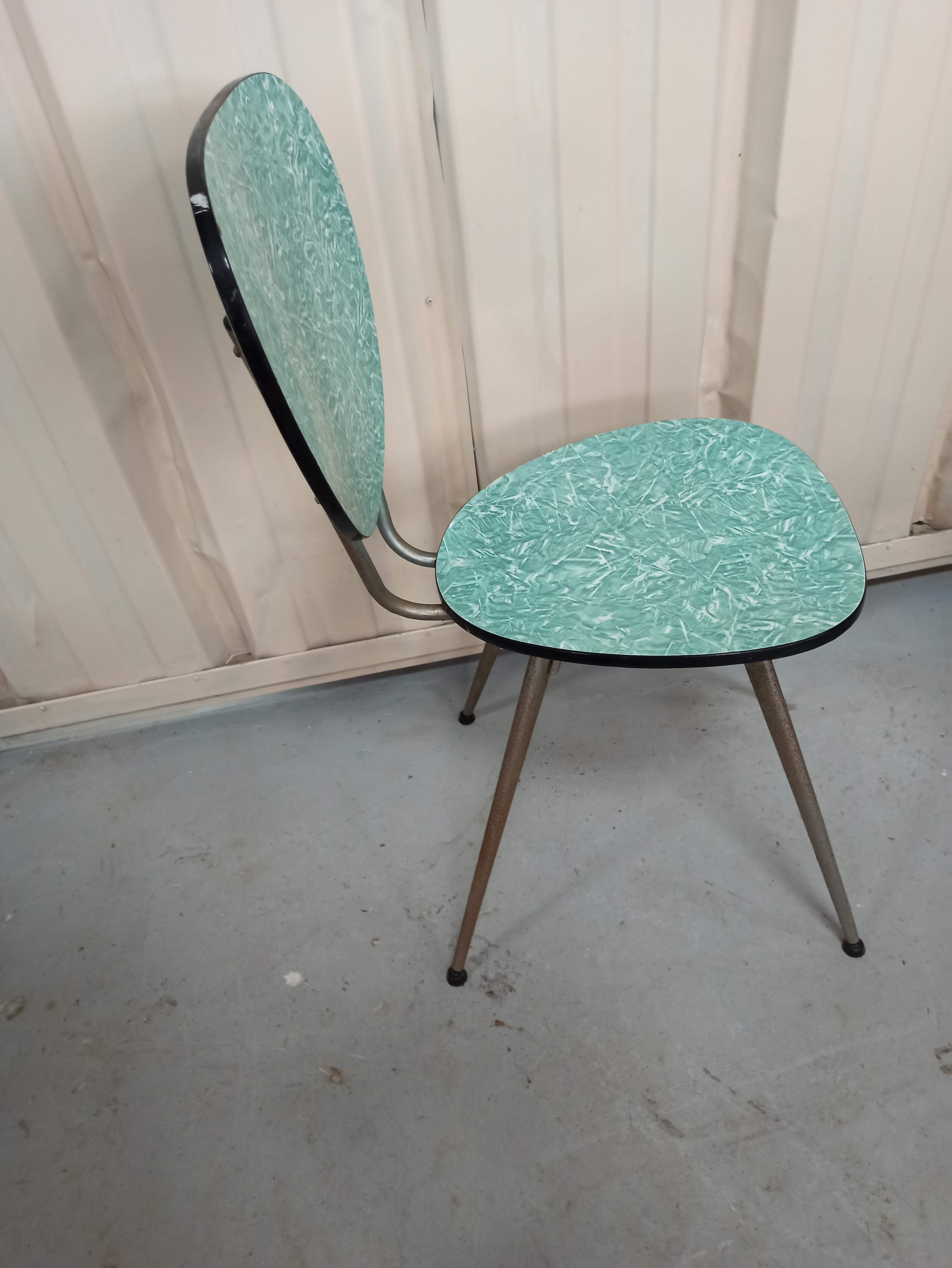 Formica chair green marbled effect