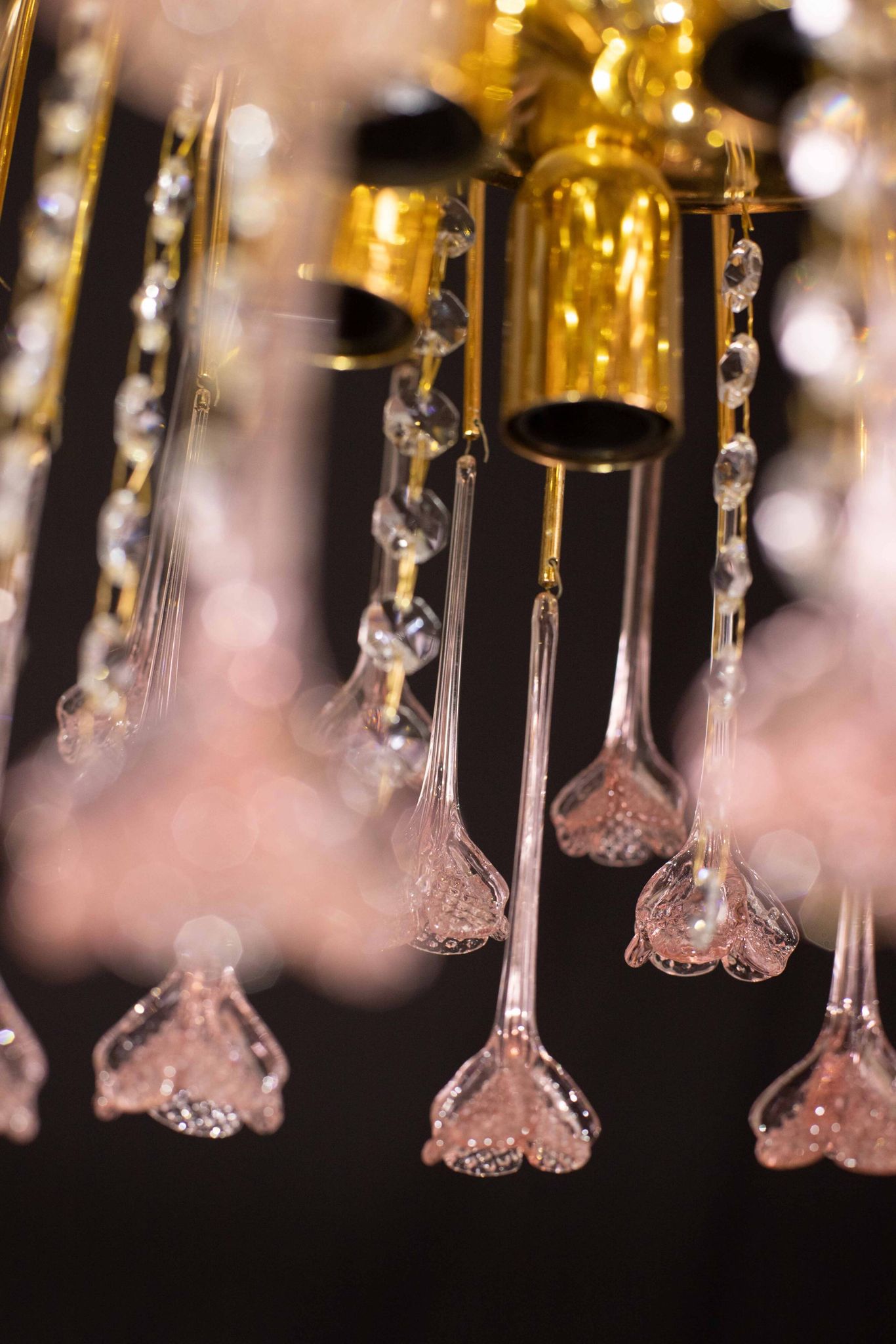 Meryl Streep, Pink Murano pendant Flowers Chandelier, 1970s