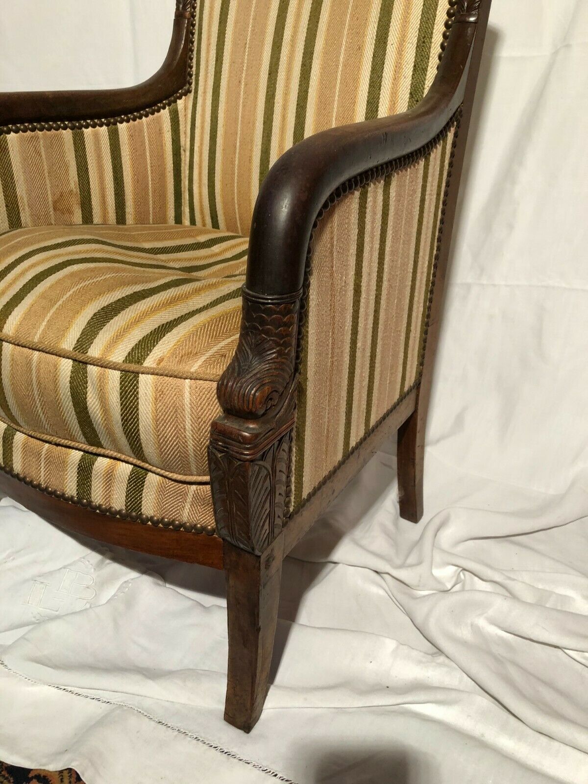 Chair shepherdess with dolphins era Restoration