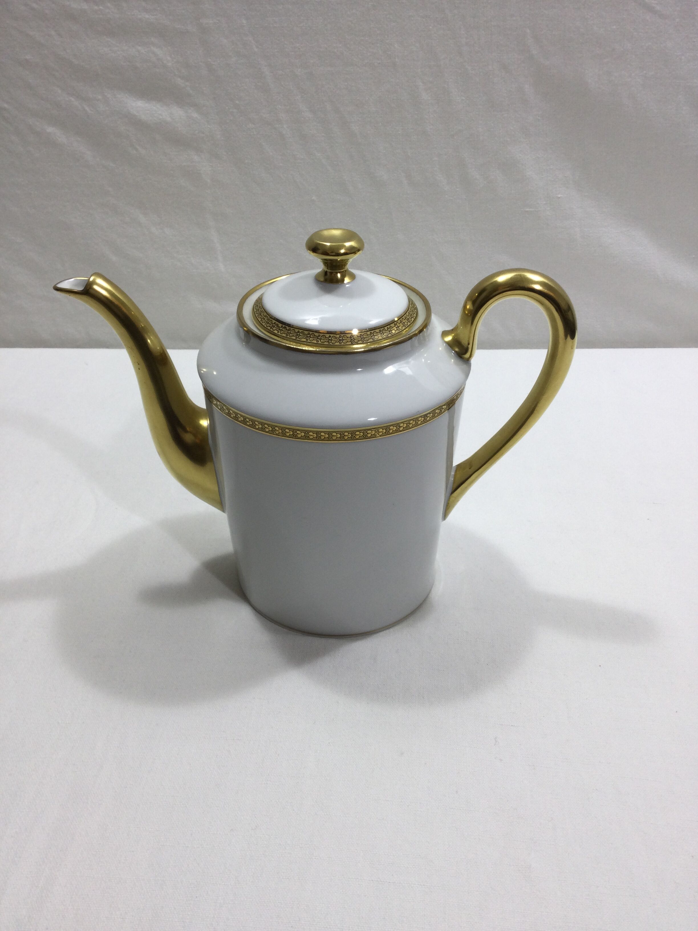 Limoges - Porcelain tea set