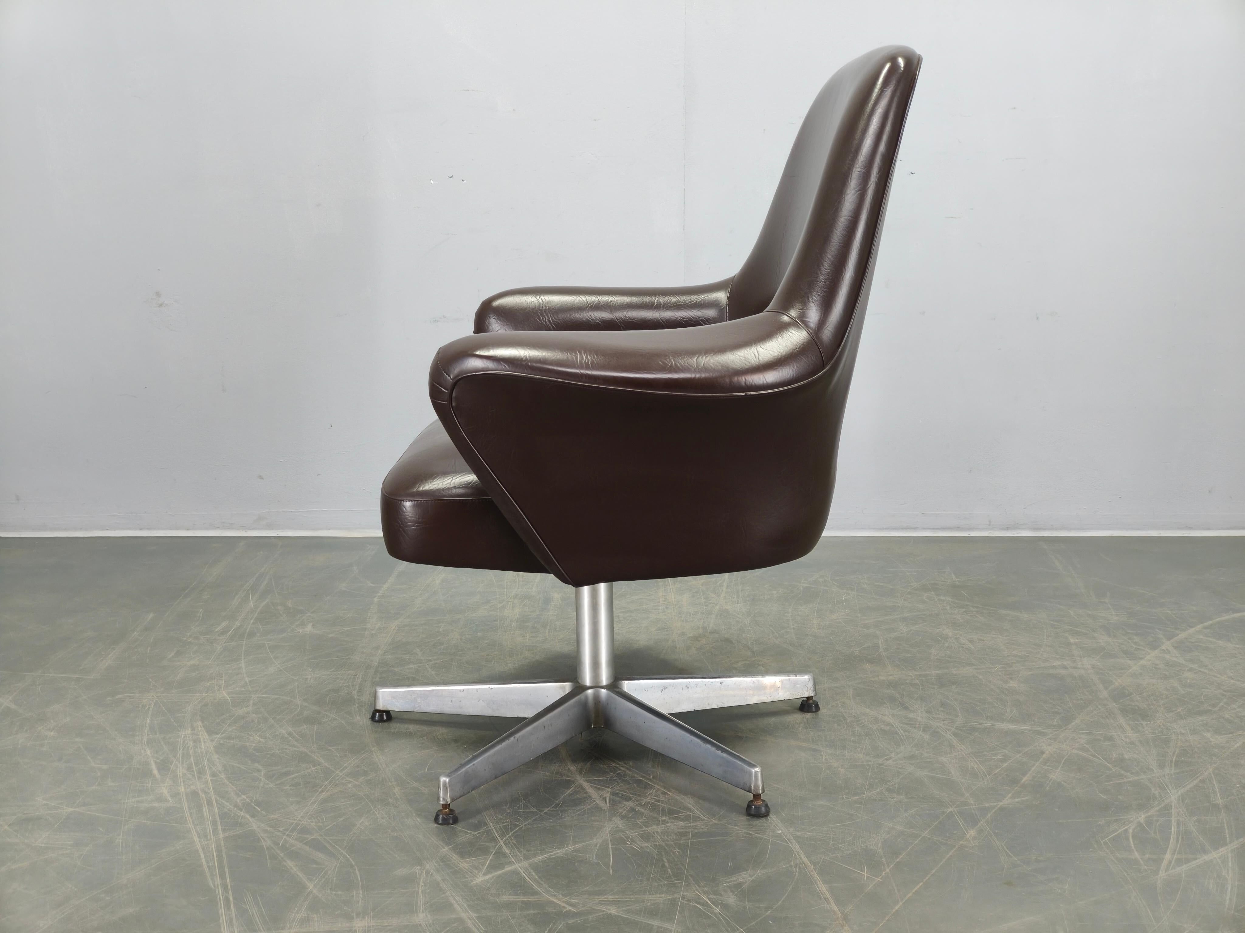Fauteuil pivotant Mobiltecnica Torino, années 1960
