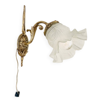 Metal and tulip wall lamp, model of your choice