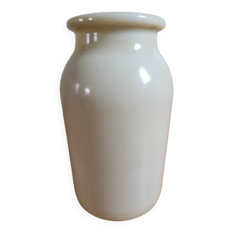 Vase en opaline