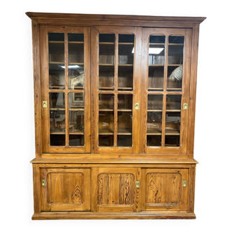 Workshop furniture, bookshelf