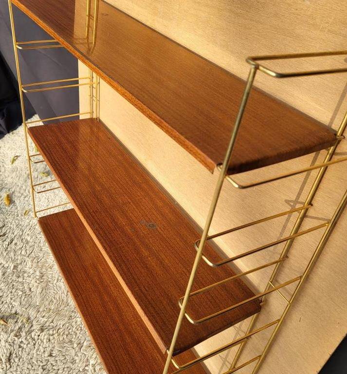 Tomado style string gold metal shelves